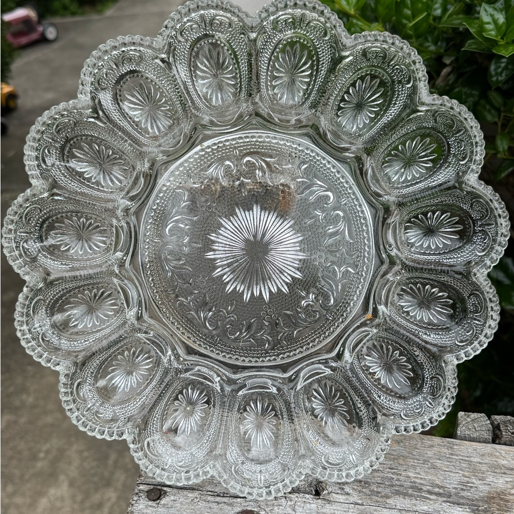 American Vintage Clear Glass Serving Plate good shape and good condition
